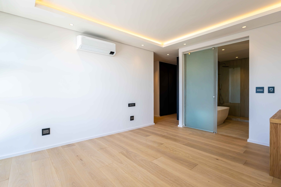To Let 2 Bedroom Property for Rent in Sea Point Western Cape